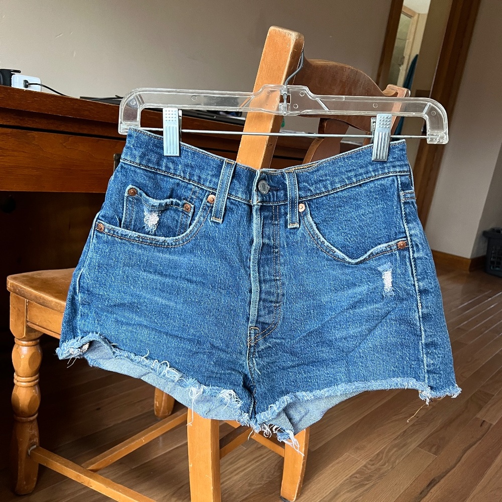 Levi Jean Shorts